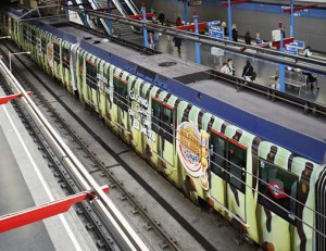 ¡Un gusano se ha comido el Metro!