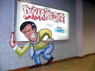 Graffitis contra el dolor de cabeza